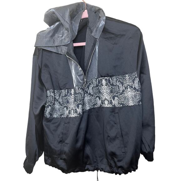 Zara black silver snakeskin half zip crop jogger hoodie jacket Small - Picture 1 of 6